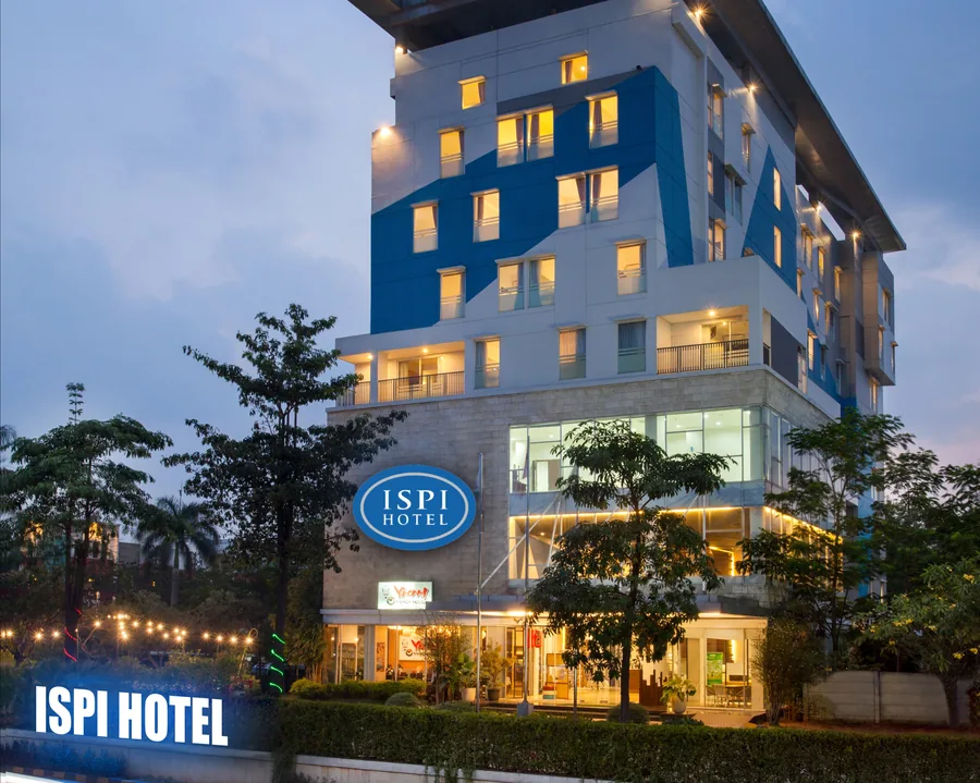 Facade ISPI Hotel Cikarang Festival